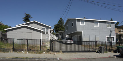 2241 48th Ave in Oakland, CA - Building Photo - Building Photo