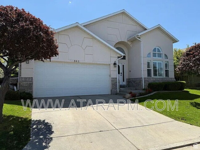 941 Fremont Rd in Bountiful, UT - Building Photo - Building Photo