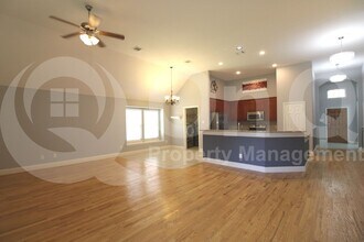 2517 Flowing Springs Dr in Fort Worth, TX - Building Photo - Building Photo
