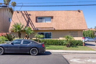 Chateau Parks Apartments in La Mesa, CA - Building Photo - Building Photo