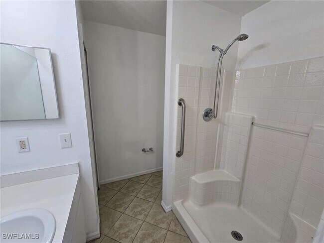 property at 402 NE 23rd Pl