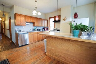 346 Faneuil St, Unit 2 in Boston, MA - Building Photo