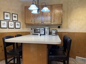 1708 Howlett Ln in Waukesha, WI - Building Photo - Building Photo
