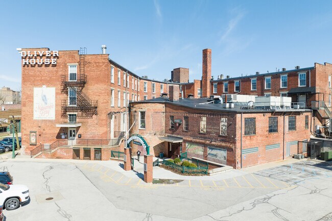 Oliver House in Toledo, OH - Building Photo - Building Photo