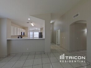 9002 W Palm Ln in Phoenix, AZ - Building Photo - Building Photo