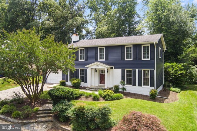 property at 1910 Miracle Ln