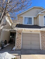 9106 W Phillips Dr in Littleton, CO - Building Photo