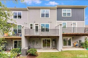 4039 Sykes St in Cary, NC - Building Photo