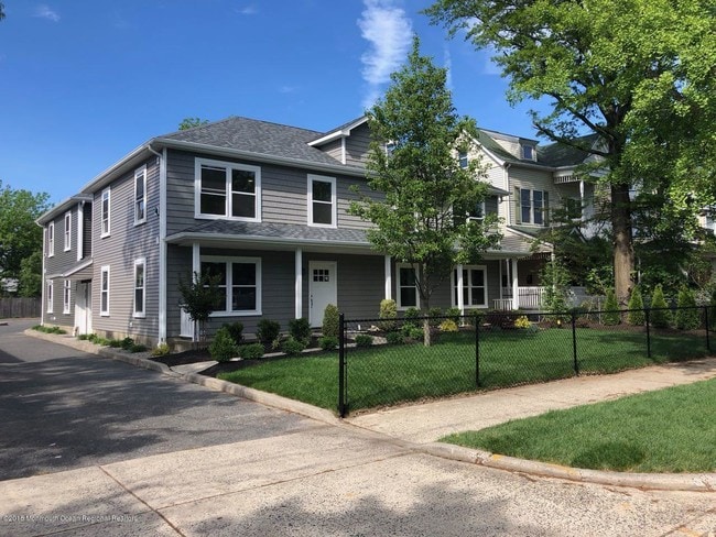 517 Asbury Ave in Asbury Park, NJ - Building Photo - Building Photo