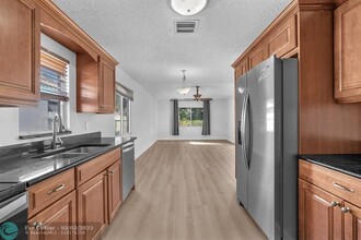 1801 SW 120th Terrace in Miramar, FL - Building Photo - Building Photo