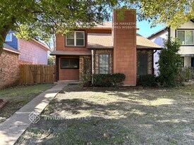 129 Callender Dr in Fort Worth, TX - Building Photo