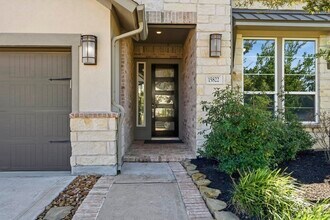 15822 Pilot Knob Dr in Cypress, TX - Building Photo - Building Photo