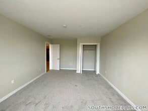 20 Pond St in Braintree, MA - Building Photo - Building Photo