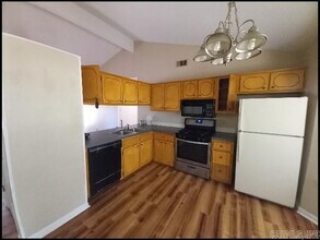 8 Foxgrove Ln in North Little Rock, AR - Building Photo - Building Photo