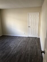 14919 Sherman Way in Van Nuys, CA - Building Photo - Building Photo