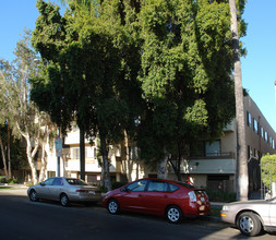 Harnaz Apartments in Los Angeles, CA - Building Photo - Building Photo