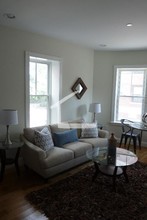 54 Kent St, Unit 1 in Brookline, MA - Building Photo - Building Photo