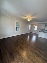 401 W Woodall St in Benson, NC - Foto de edificio - Building Photo