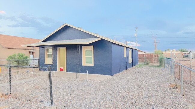 property at 141 E Ash Ave