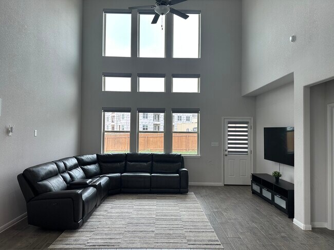property at 316 Greenway Dr