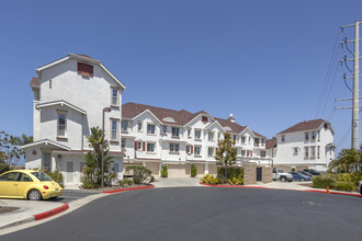 Windward in Oceanside, CA - Building Photo - Building Photo