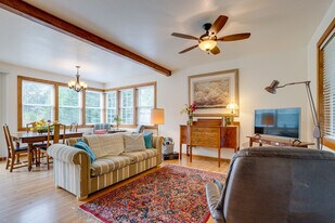 33431 Douglas Dr in Ocean Park, WA - Building Photo