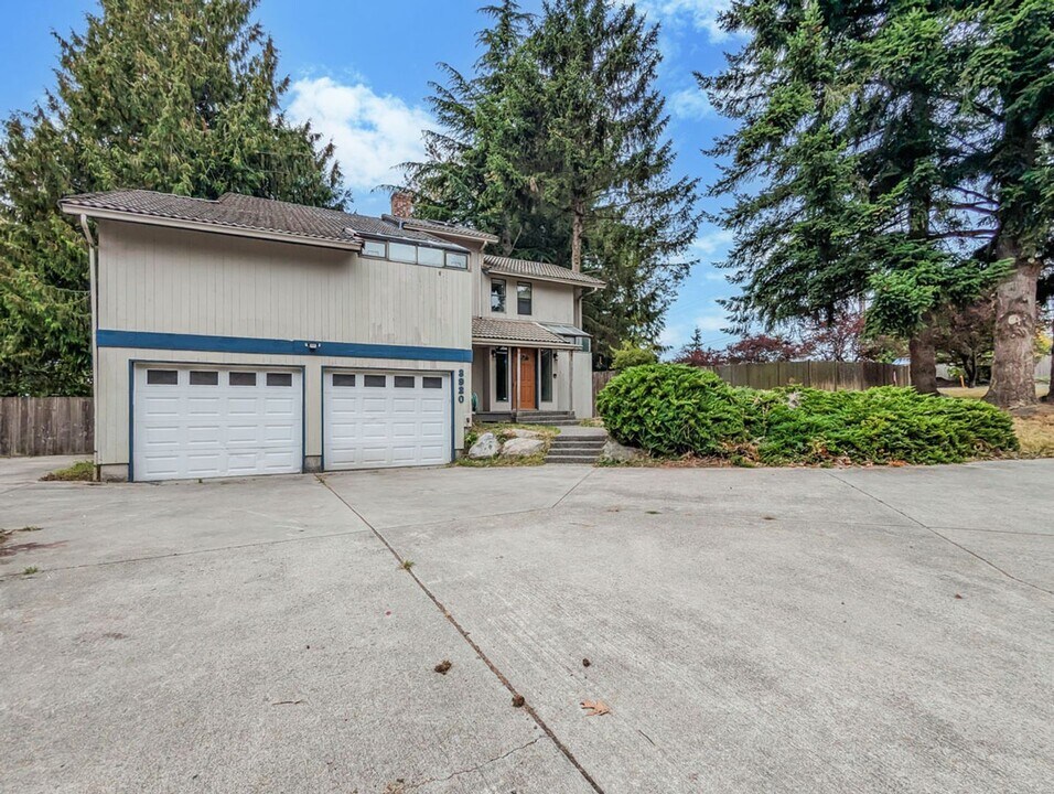 3920 71st Ave NE in Marysville, WA - Building Photo