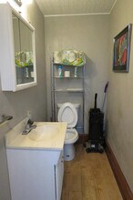 715 W Colorado Ave, Unit 2B in Colorado Springs, CO - Foto de edificio - Building Photo