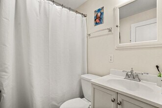 130 Myrtle St in Boston, MA - Building Photo - Building Photo