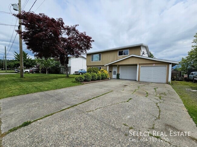 9324 James St in Chilliwack, BC - Building Photo - Building Photo