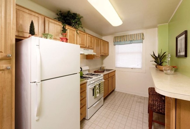 Oaklee Village Apartments photo'