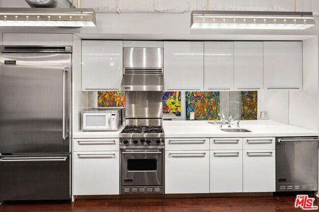 6253 Hollywood Blvd in Los Angeles, CA - Building Photo - Building Photo