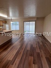 1055 W Pine Ave in Meridian, ID - Building Photo - Building Photo