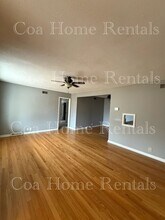 807 Lexington Rd in Wichita, KS - Building Photo - Building Photo