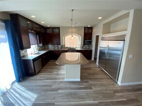 8252 S Sorrel St in Las Vegas, NV - Building Photo - Building Photo