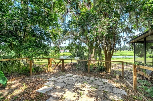 2818 Par Ln in Tallahassee, FL - Building Photo - Building Photo
