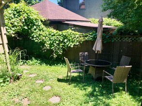 352 Canterbury Rd, Unit #2 in Rochester, NY - Building Photo - Building Photo