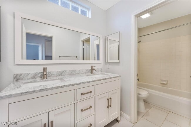 2267 Alanhurst Dr in Henderson, NV - Building Photo - Building Photo