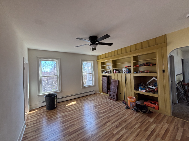 2XX Miles St in Millbury, MA - Building Photo - Building Photo