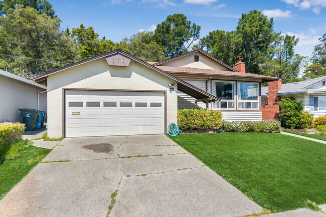 2410 Princeton Dr in San Bruno, CA - Building Photo - Building Photo