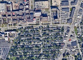1522 Mount Hope Ave, Unit 1 in Rochester, NY - Building Photo