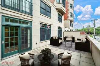 101 Sheldrake Pl, Unit 6 in Mamaroneck, NY - Building Photo - Building Photo