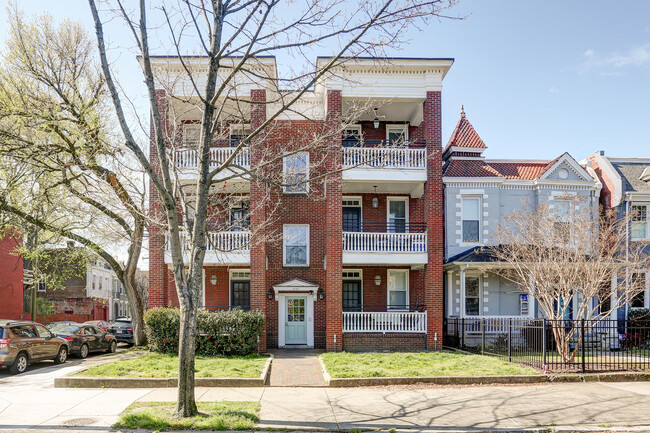 The Maya in Richmond, VA - Building Photo - Building Photo