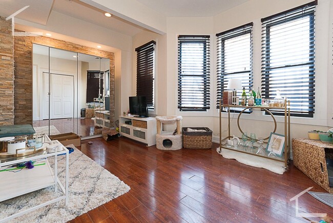 1207 Beacon St in Brookline, MA - Building Photo - Building Photo