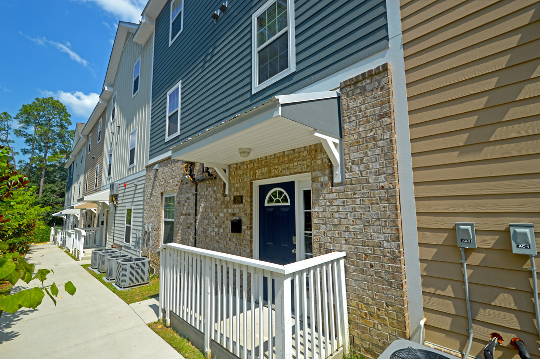 The Balcony in Tallahassee, FL - Building Photo