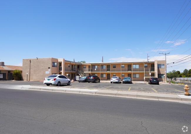 Espanola Apartments in Albuquerque, NM - Building Photo - Primary Photo