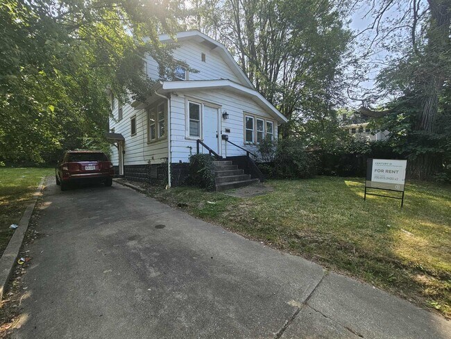 669 Inman St in Akron, OH - Building Photo - Building Photo
