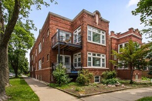 5347-5353 W Belle Plaine Ave, Unit 1E in Chicago, IL - Building Photo