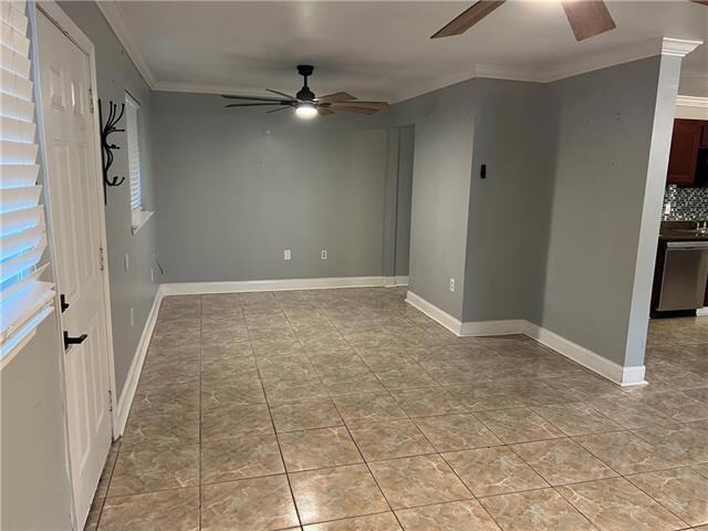 2716 Riverland Dr in Chalmette, LA - Foto de edificio - Building Photo