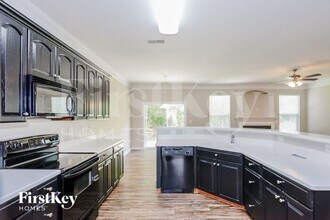 13724 Fairplains Ct in Charlotte, NC - Building Photo - Building Photo
